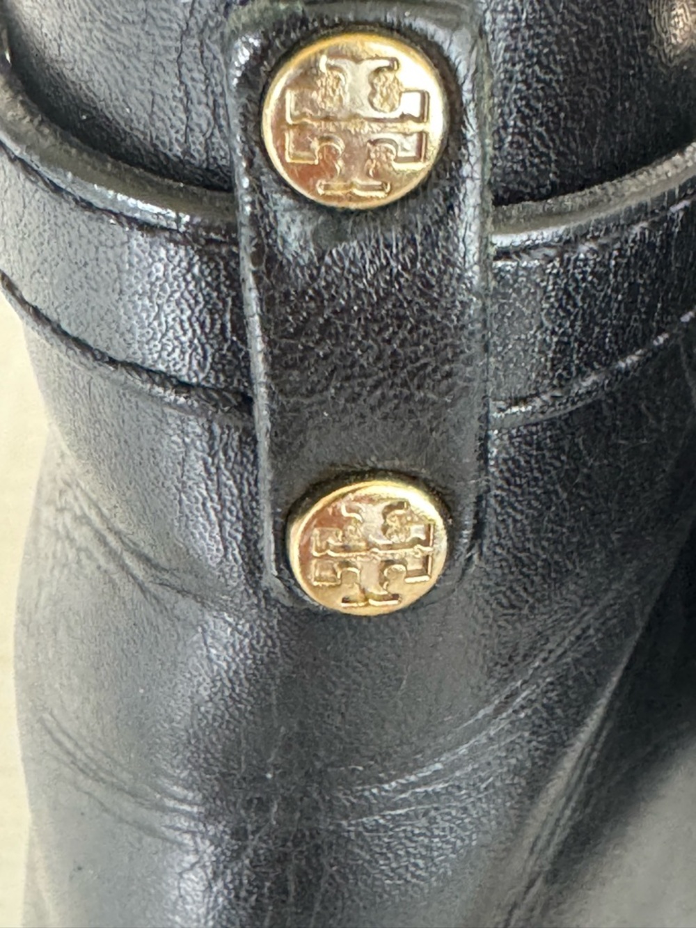 Tory Burch Black Leather Buckle Zip Ankle Gold Logo Heel Booties Size 8 - Picture 8 of 12